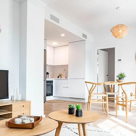 Go- Golden Banus By Roomservices * Marbellac