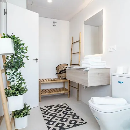 Go- Golden Banus By Roomservices Appartement *