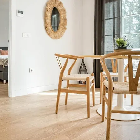 Apartmán Go- Golden Banus By Roomservices